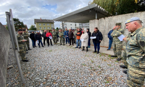 Mitglieder der Militärpfarre beim Militärkommando Oberösterreich bei der Exkursion in St. Georgen an der Gusen