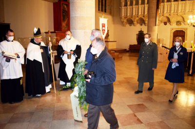 Feierliches Requiem für den Gründer der AKS