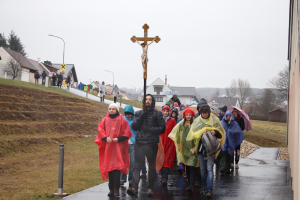 Ein kleiner Teil der wetterfesten Piger. 500 Jugendliche strotzten Wind und Wetter beim 61. Pilgerkreuzweg