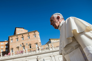 Papst ruft dazu auf, die Fastenzeit für Stille und Wesentliches zu nutzen - Vorösterliche Bußzeit eine Chance für &quot;Ökologie des Herzens&quot; 