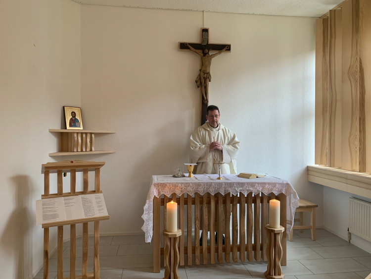 Die neu eingerichtete Hauskapelle im Kommandogeäude Fenner/Dankl