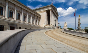 Gebetsfrühstück im Zeichen von Frieden und Wertschätzung im Parlament