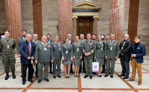 Pfarrgemeinderat der Militärpfarre bei der Direktion 1 auf Besuch(stour) im Parlament und beim ORF