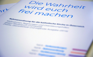 Bischofskonferenz in Erklärung zum Antimissbrauchs-Gipfel im Vatikan: Auf weltkirchlicher Ebene wurde &quot;Bewusstsein für Missbrauchsproblematik weiter geschärft&quot;, jetzt sollen Konkretisierungen folgen - &quot;Kulturwandel im Umgang mit geistlicher Autorität&quot; ist in Kirche &quot;unabdingbar&quot; - In Österreich seit 2010 zahlreiche Maßnahmen im Kampf gegen Missbrauch und Gewalt ergriffen - Laut Statistik betreffen 31 Prozent der rund 2.000 anerkannten Fälle sexuellen Missbrauch, beim Rest der meist verjährten Fälle ging es um Gewalt zumeist in Heimen 