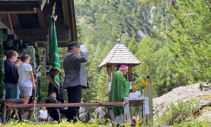 Militärbischof Freistetter beim Festgottesdienst anlässlich 40 Jahre Instein-Kapelle