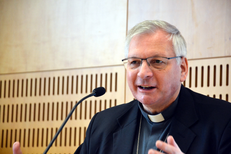 Militärbischof im Kathpress-Interview in Sorge über nationalistische und populistische Tendenzen in Europa 