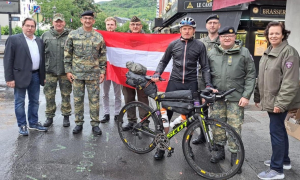 Vizeleutnant Atzlesberger erreicht nach über 2.000 Kilometern mit dem Rad Lourdes