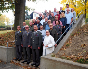 Die Teilnehmer der AKS Herbstbesprechung im Stift Geras